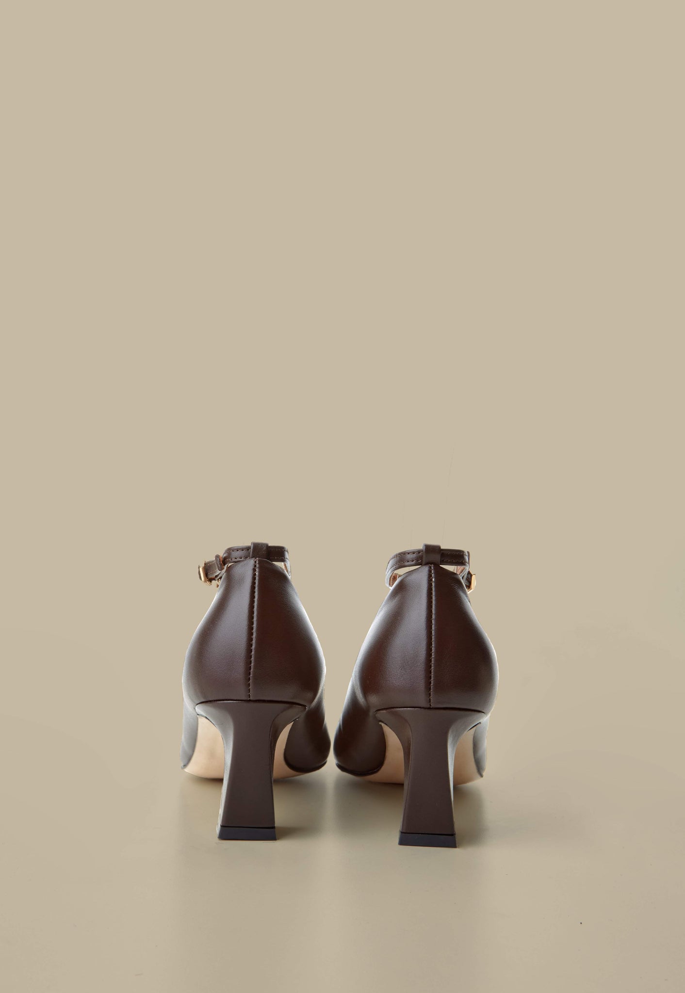 Canne Shoes-Cholate - Je la connais
